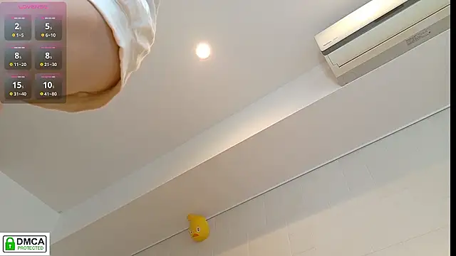 SUZU  online show from October 24, 1:12 am