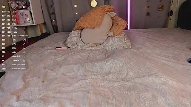 Jess Lui online show from March 26, 3:41 am