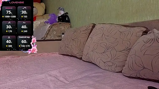 Black or white ANGEL online show from November 27, 9:56 am