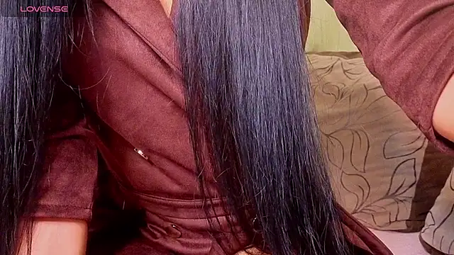 Black or white ANGEL online show from November 18, 2:51 pm