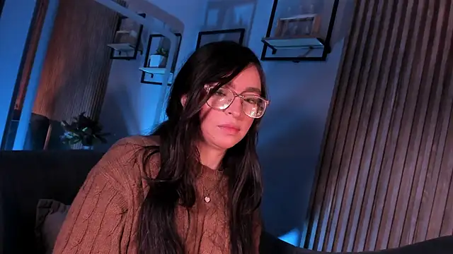 Eva Macalliter online show from January 11, 4:39 am