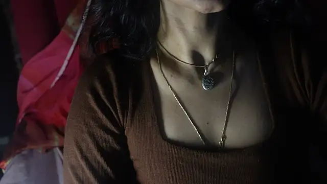 Snapshot of -AyeshaSinghania- chatting on October 10, 6:35 pm -AyeshaSinghania- online show from October 10, 6:35 pm