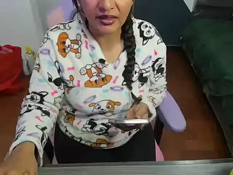 Snapshot of daleska_ayala_1 chatting on September 19, 12:42 am daleska ayala 1 online show from September 19, 12:42 am