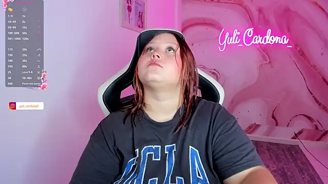 YuliCardona  online show from April 3, 3:48 am