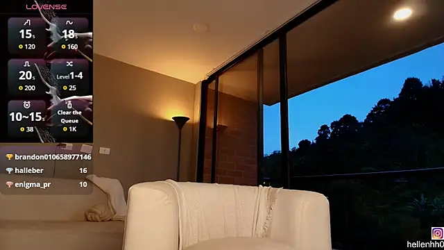 Helenbronwx online show from January 5, 10:57 pm