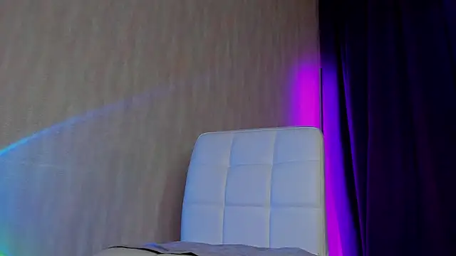 Miss Kreez online show from January 13, 10:19 am