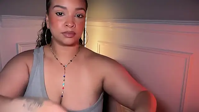SashaEstrella online show from July 25, 5:14 am