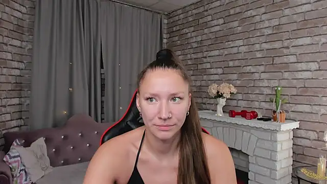 SarahCoksss online show from April 9, 12:24 am