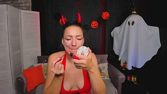 SarahCoksss online show from October 31, 1:51 am