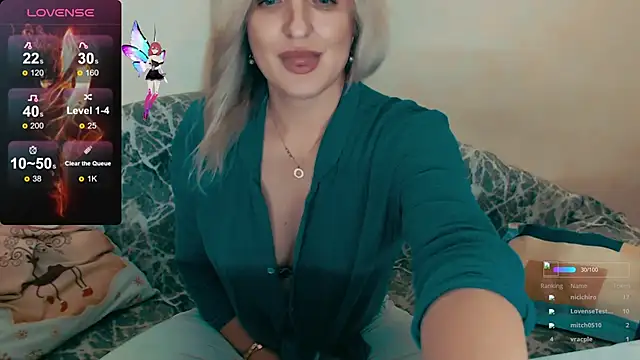 ElysonLang online show from October 31, 9:08 pm