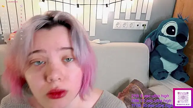   KawaiiYuki   online show from May 10, 7:54 am