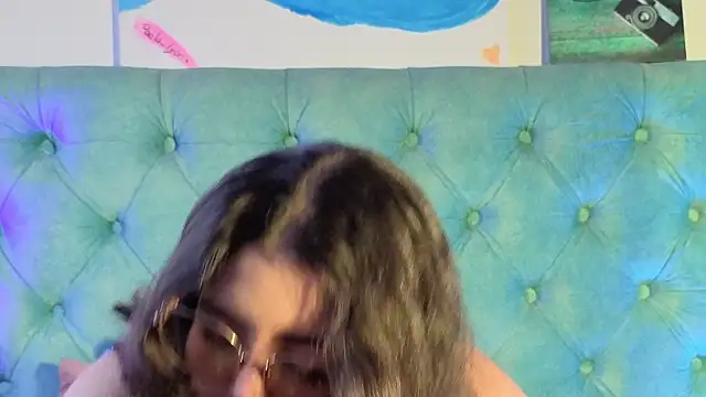 Paola Lyon  online show from February 19, 6:07 pm