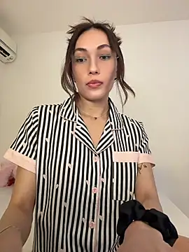 MichelleFerry  online show from May 29, 3:04 am