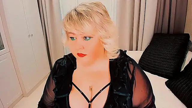 BIGTITSBBW online show from October 18, 1:47 pm