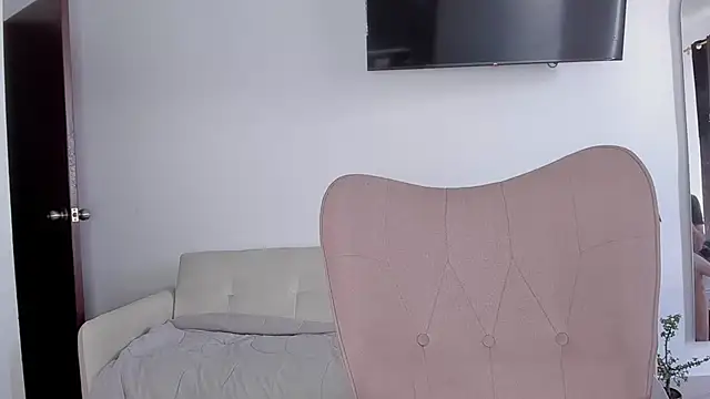 selene king2 online show from April 14, 1:55 pm