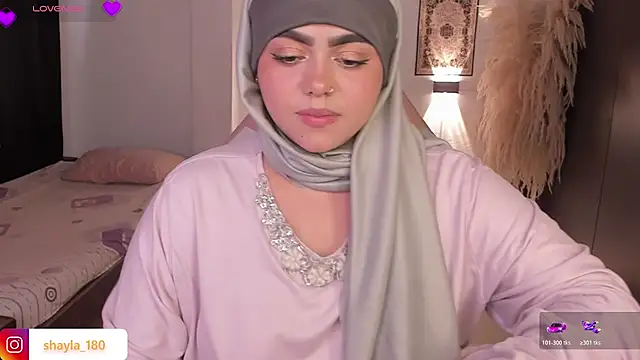 shayla 18 online show from March 20, 7:52 pm