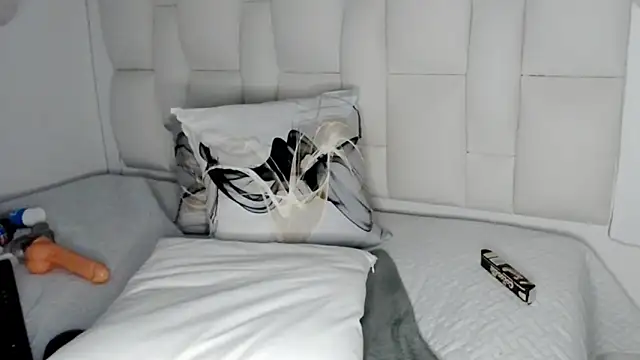 tiffany  pink online show from September 23, 10:30 pm