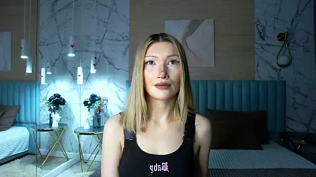CarolReeves online show from July 28, 5:24 pm