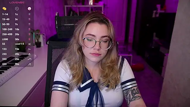 RemyCute online show from September 18, 7:34 pm