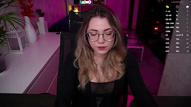 RemyCute online show from January 17, 9:55 pm