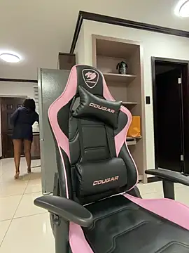 Neelo-Smith online show from April 10, 5:08 pm