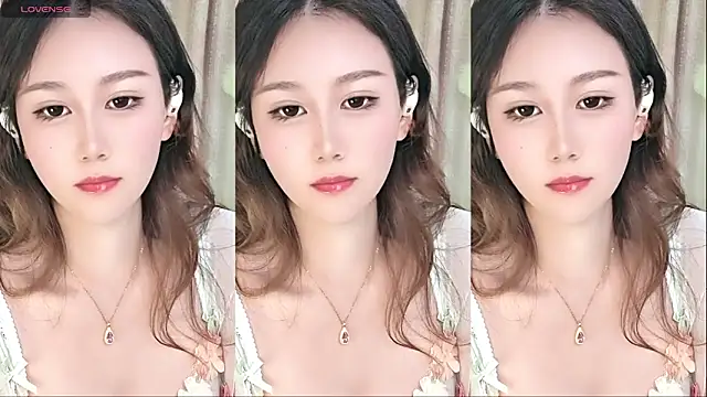 Aimee-520 online show from September 16, 7:05 am