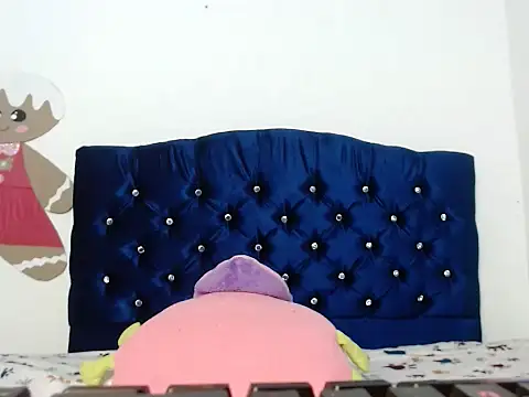 Snapshot of 69liamilk69 chatting on October 18, 4:48 am 69liamilk69 online show from October 18, 4:48 am