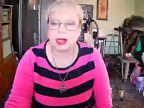 LOLA8888 online show from October 23, 12:00 pm