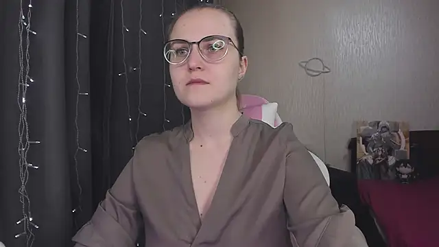 MissBrightShine online show from February 10, 11:57 am