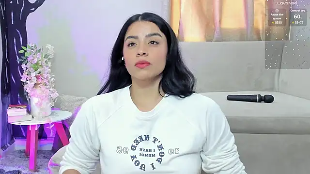 Snapshot of Paula_Desousa chatting on October 9, 8:46 pm Paula Desousa online show from October 9, 8:46 pm