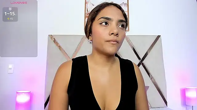 carolynne18 online show from September 13, 12:24 pm