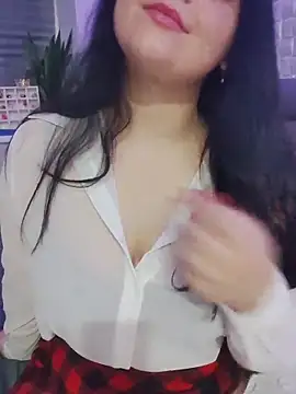 ErikaVlovely online show from February 7, 8:24 pm