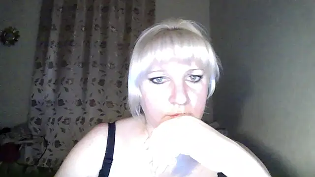 MeilomaWesa online show from November 25, 5:04 pm