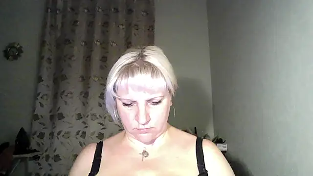 MeilomaWesa online show from October 27, 2:45 pm