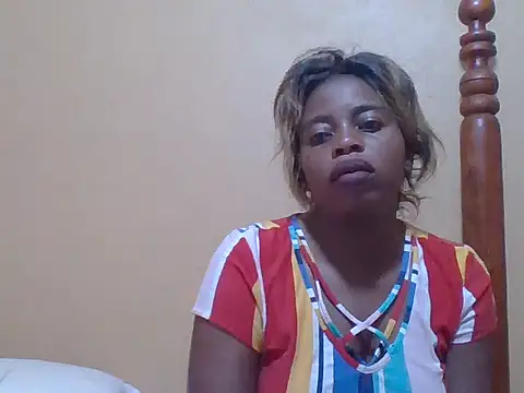 Snapshot of sweetbabra1 chatting on September 19, 4:44 am sweetbabra1 online show from September 19, 4:44 am