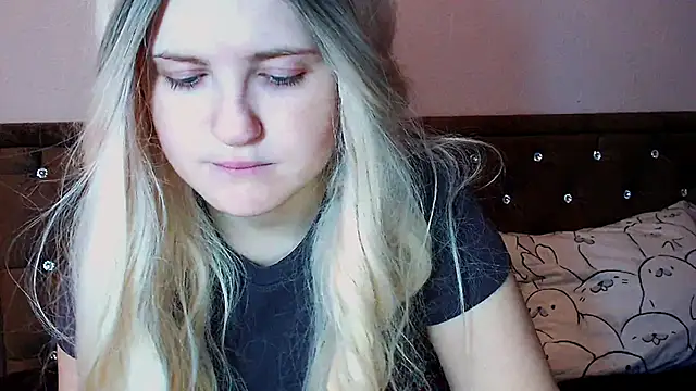 Sara4uu online show from November 16, 11:49 pm