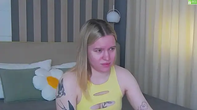 AmaliaBell online show from May 19, 1:18 pm