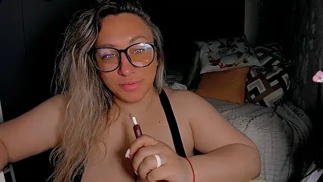CumOnMy Tits online show from May 30, 2:20 am