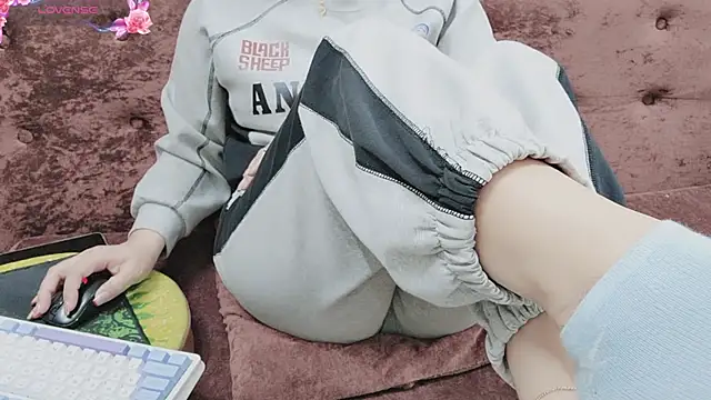 Sophie Secret online show from November 17, 10:43 pm